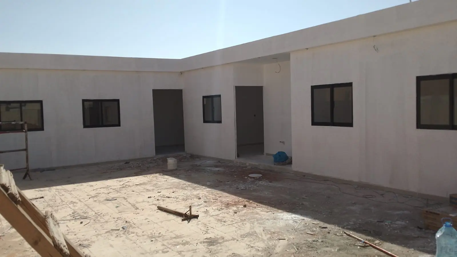 ملاحق ساندوتش تشطيب الرياض — تشطيب خارجي متكامل