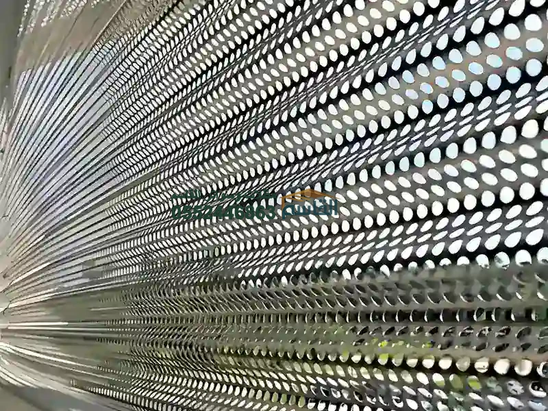 سواتر أحواش مع بوابات الرياض — بوابات مطابقة للتصميم