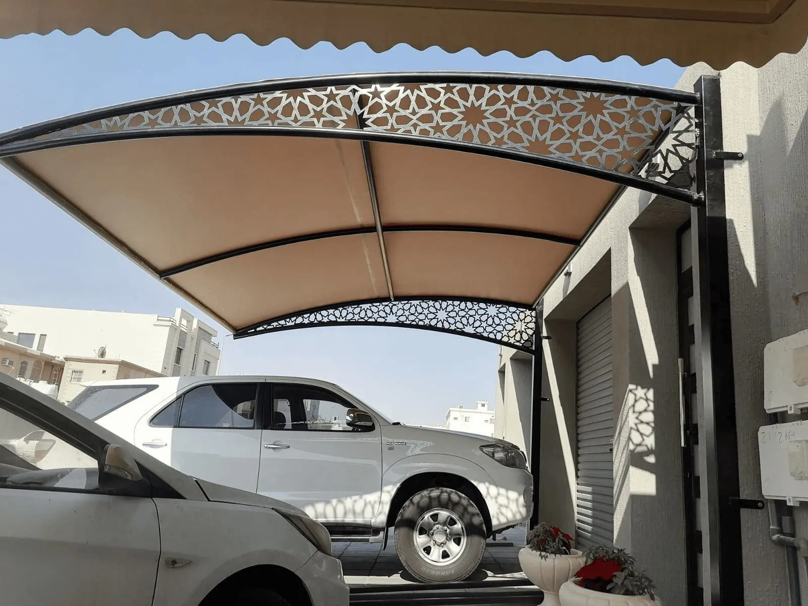 عزل حراري مواقف سيارات الرياض 0532228615 مظلات وسواتر القاسم الحديثة