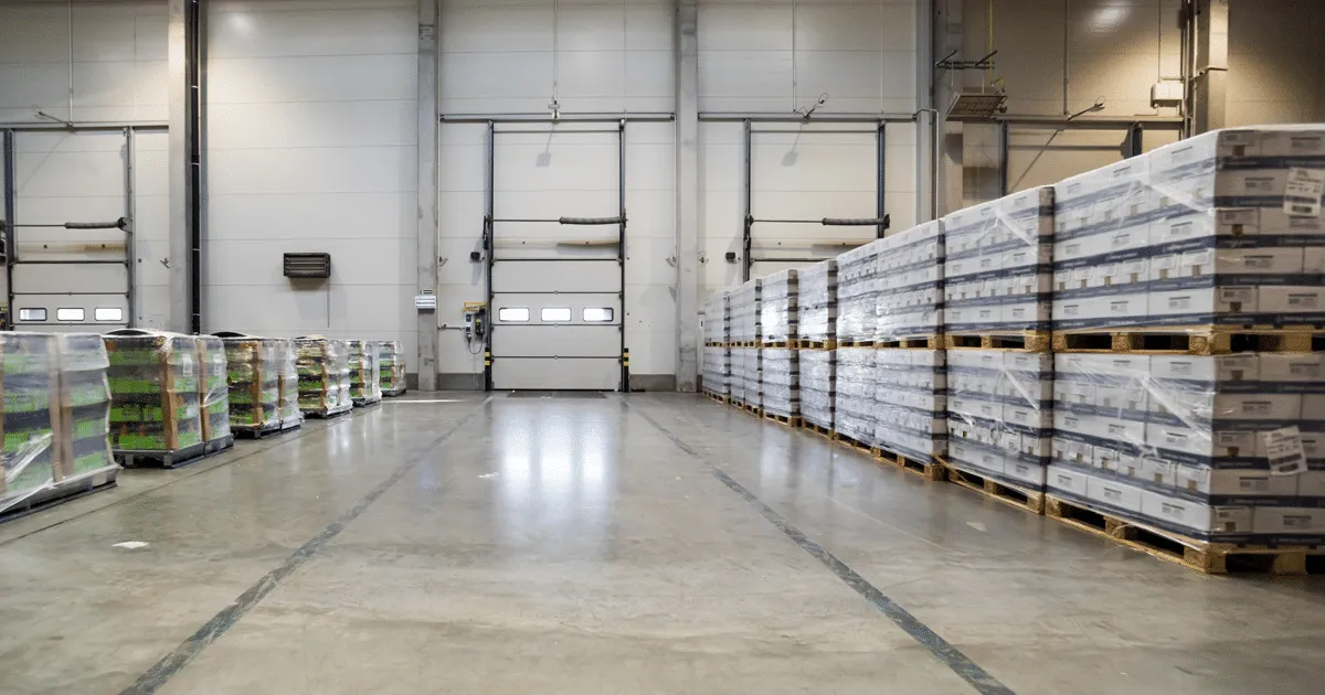 مقاومة الرطوبة والتآكل ساندوتش بانل الرياض 0532228615 مظلات وسواتر القاسم الحديثة