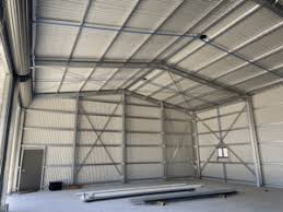 تركيب السقف مستودعات ساندوتش بانل الرياض 0532228615 مظلات وسواتر القاسم الحديثة